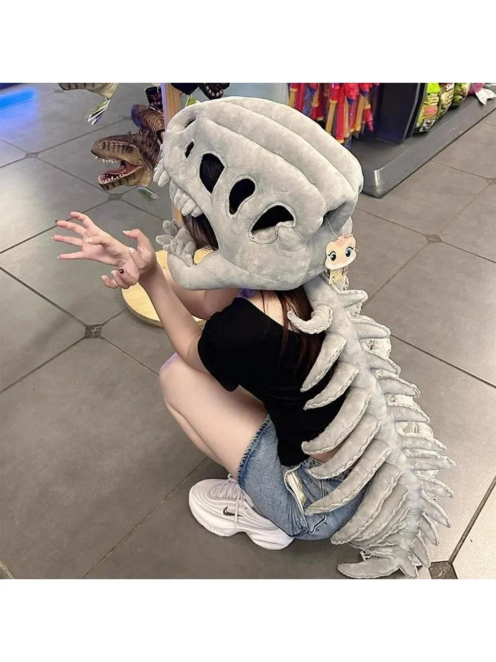 Realistic 3D Dinosaur Skeleton Costume for Halloween, Themed Skull Cosplay